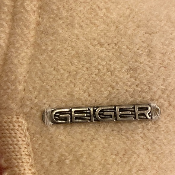 Geiger Womens Knit Cream Knit Blazer / Jacket w Crew Neck and Silver Buttons /S - Picture 16 of 16